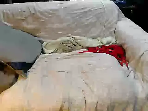 Trish_CurveCock