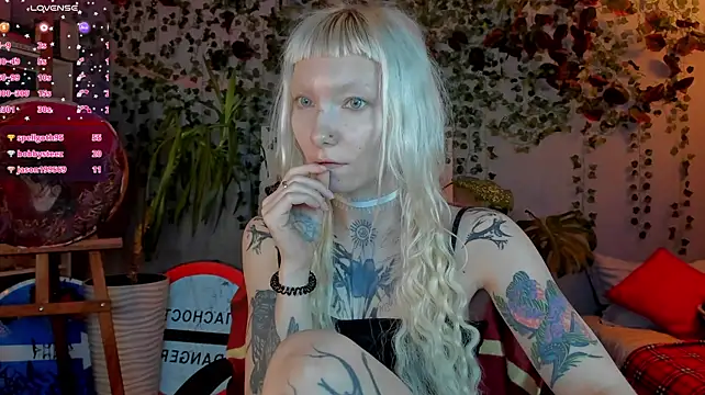 tattoo_art_baby webcam