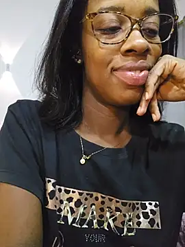 Im_Camila__ webcam