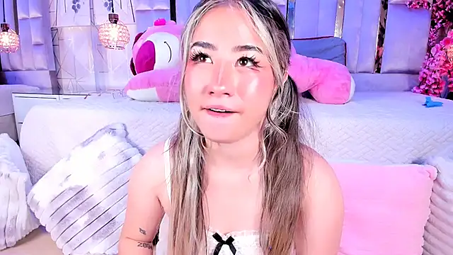 Naomistart webcam