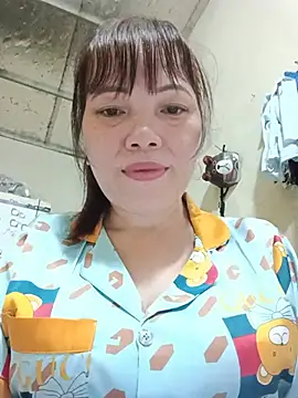 Sana-vn live cam on StripChat