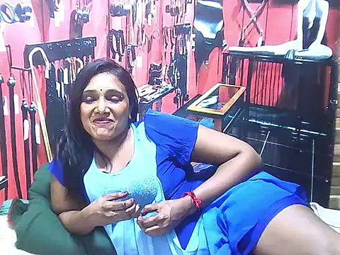 IndianSexyLady20 webcam