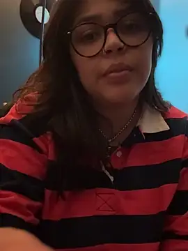 miacanela_xo
