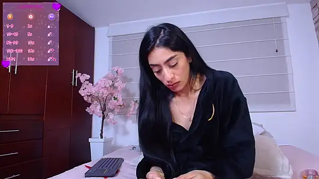 Lucyjoi webcam