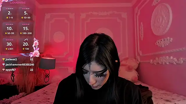 Kat_VonDe live cam on StripChat