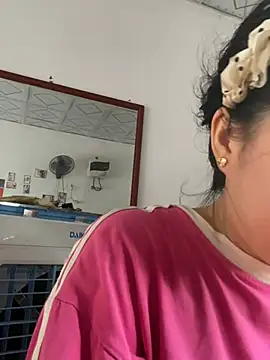 Ivy_Trix2 webcam