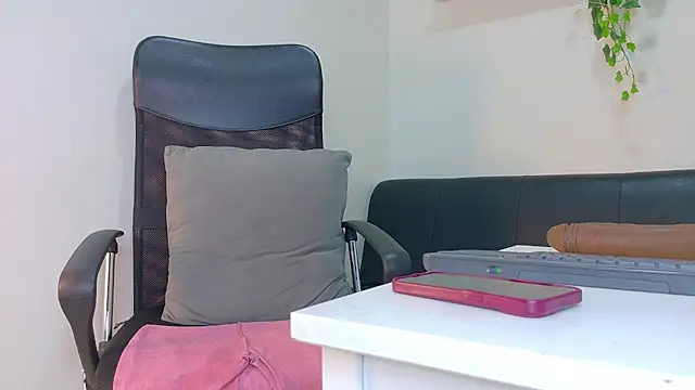 Meganlove__ webcam