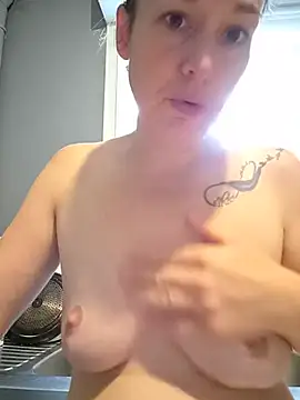 Aliciadelicieuse webcam