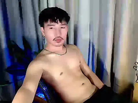Asian_bigboy live cam on StripChat