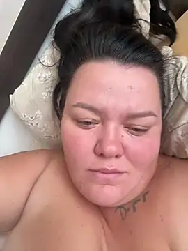 SunnyLeila2101 webcam