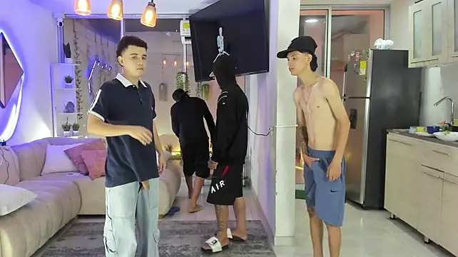 Houseofwarrios webcam