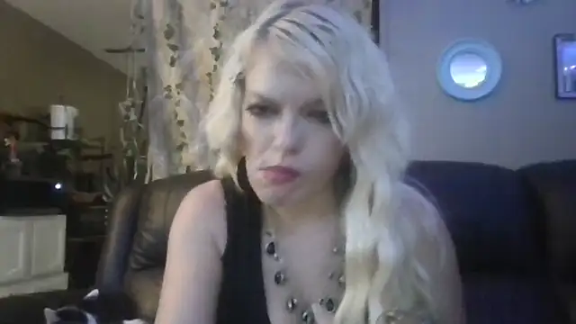 marilyn420 webcam