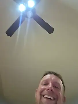 Realybigdill webcam