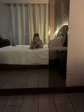 Sofy_Softtt webcam