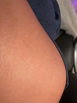 aly_golden_ webcam