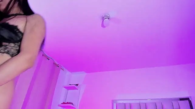 emili_clark webcam