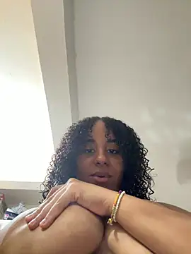 Nicolitalalinda webcam
