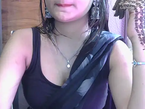 miss-riyaa webcam
