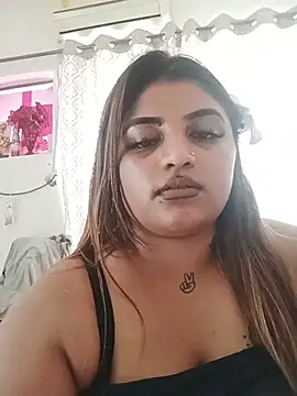 Sanaya_Gil webcam