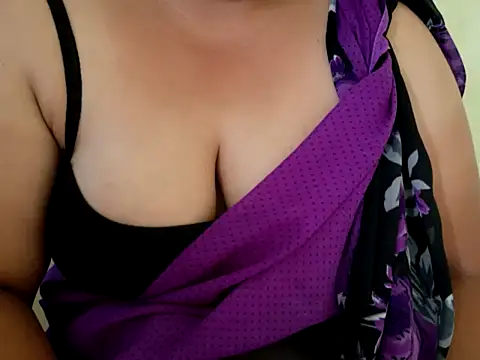 Tamillakshmi27 webcam