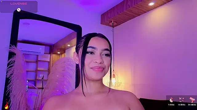 Chloe_monroee webcam