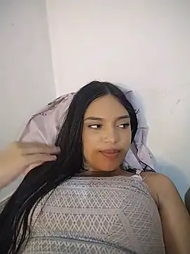 Female_puppy_in_heat webcam
