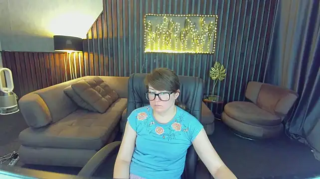 AlexaAmour webcam