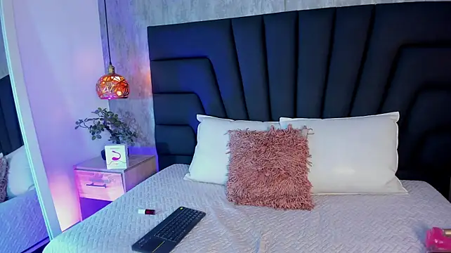 Nina_diaaz webcam