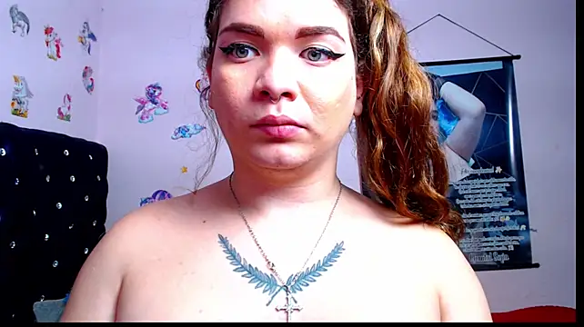 ShantalsSecret webcam