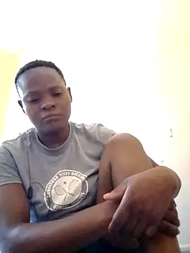 BUBBLY-QWEEN webcam