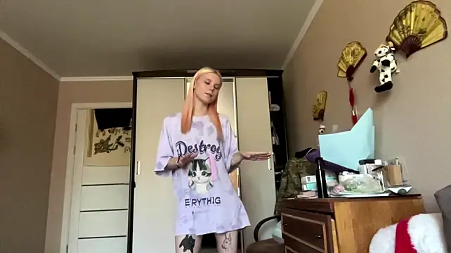 EdwinaDespres webcam