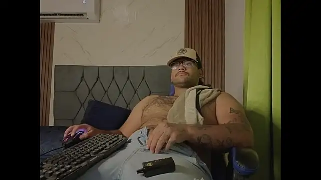 luke44404 webcam
