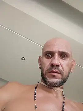 Ozzypolo webcam