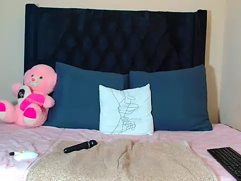 SweetieTinnyXx webcam