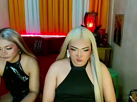 Phenomenal_Shemale webcam