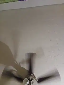 oliviaprettypussy webcam