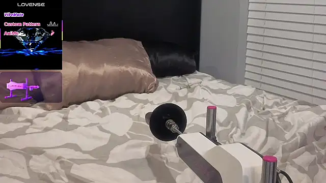nyna_stax 🥓 naked cam chat