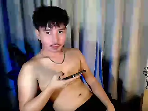 Asian_bigboy webcam