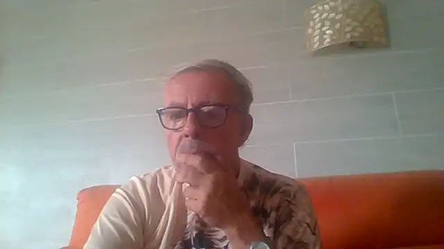 tuggy59 live cam on StripChat