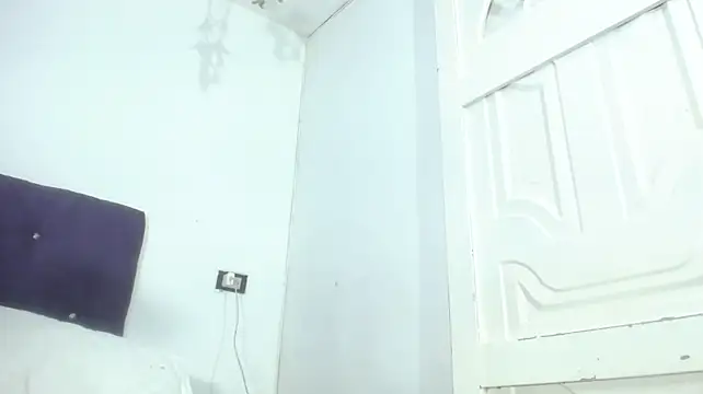 Squirter_pussybomb webcam