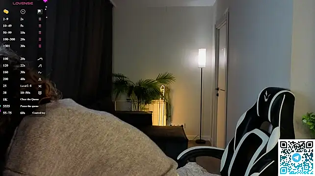 Leslie_Scott webcam