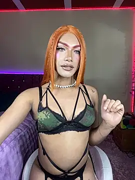_KittyQueen12 live cam on StripChat
