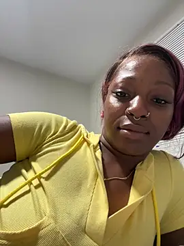 mochakaia live cam on StripChat