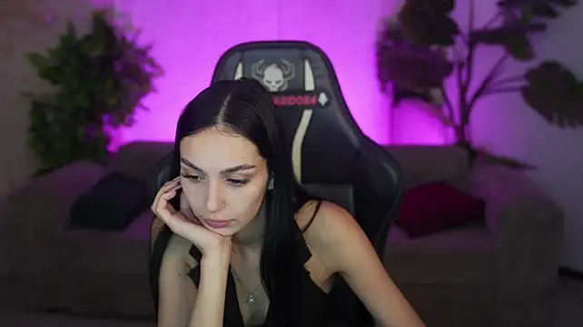 Mila_Rose054 webcam
