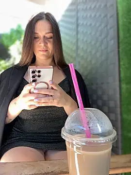 CrazyTori live cam on StripChat