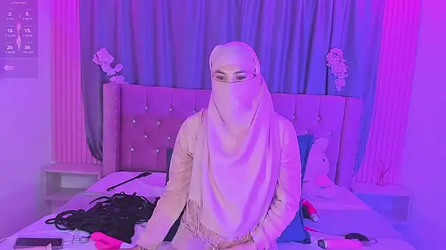 Nayla-Mouna webcam