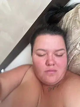 SunnyLeila2101 webcam