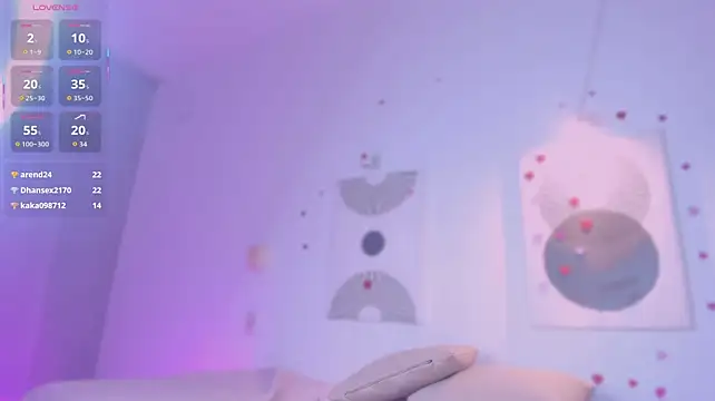 Ginni_charlotte webcam