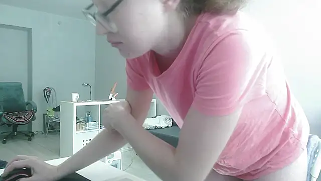 Alice_newhome webcam