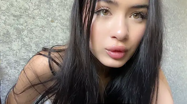 TeganBenek webcam